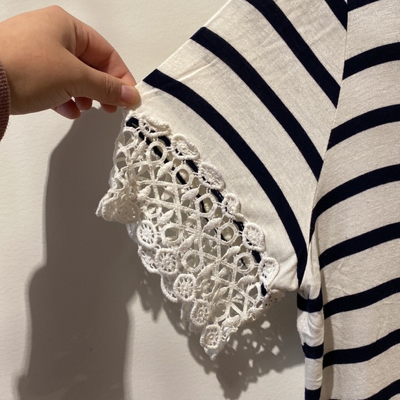 Uptown Vibe Striped Blouse - Picture 2 of 5